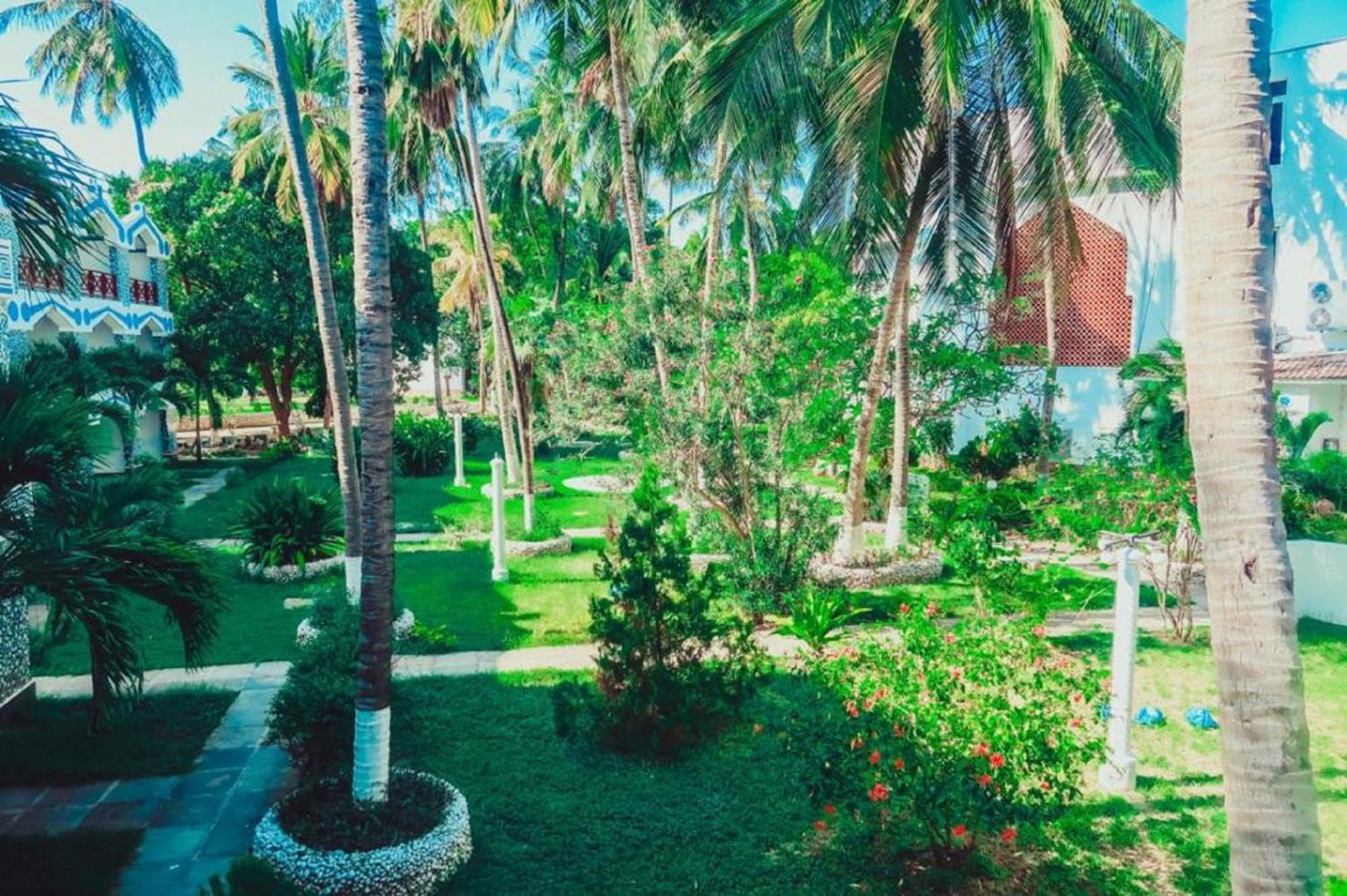 Sai Rock Beach Hotel & Spa Bamburi Luaran gambar