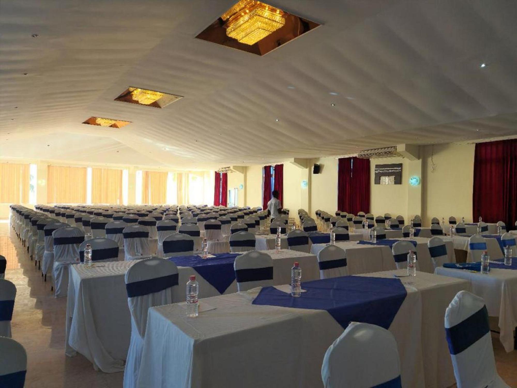 Sai Rock Beach Hotel & Spa Bamburi Luaran gambar