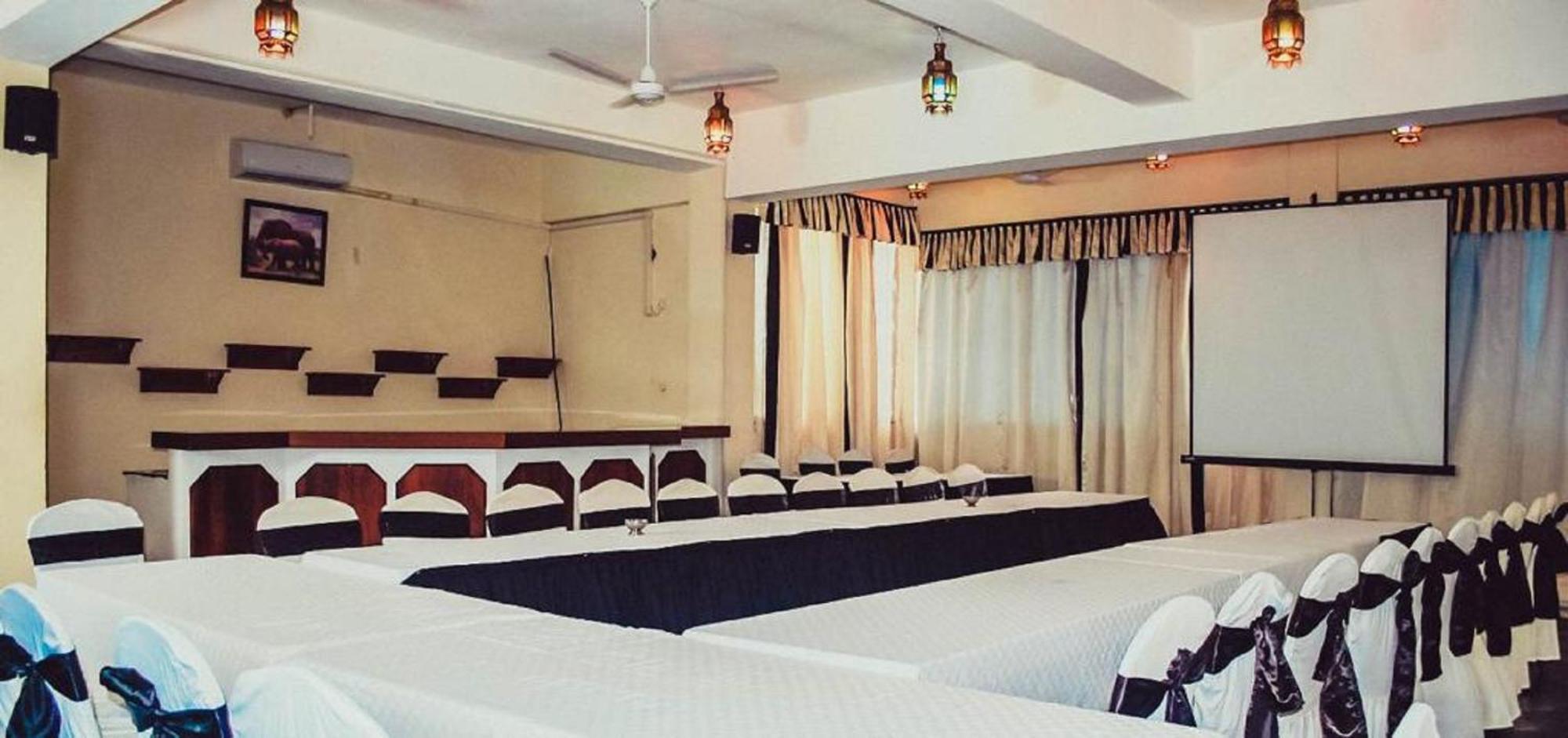 Sai Rock Beach Hotel & Spa Bamburi Luaran gambar