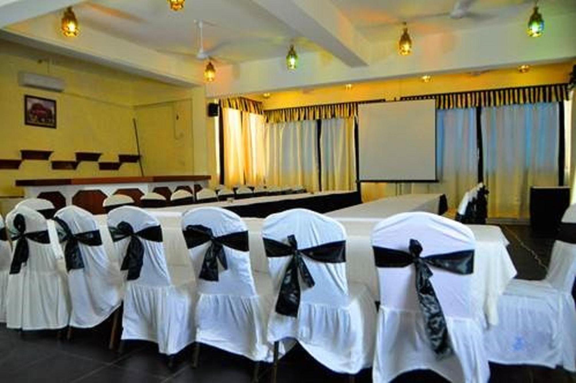 Sai Rock Beach Hotel & Spa Bamburi Luaran gambar